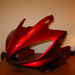 cracked fairing (right)