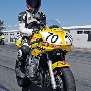 FZ6 Cup