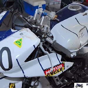 FZ6 Cup