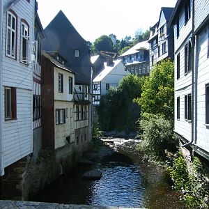 trier83