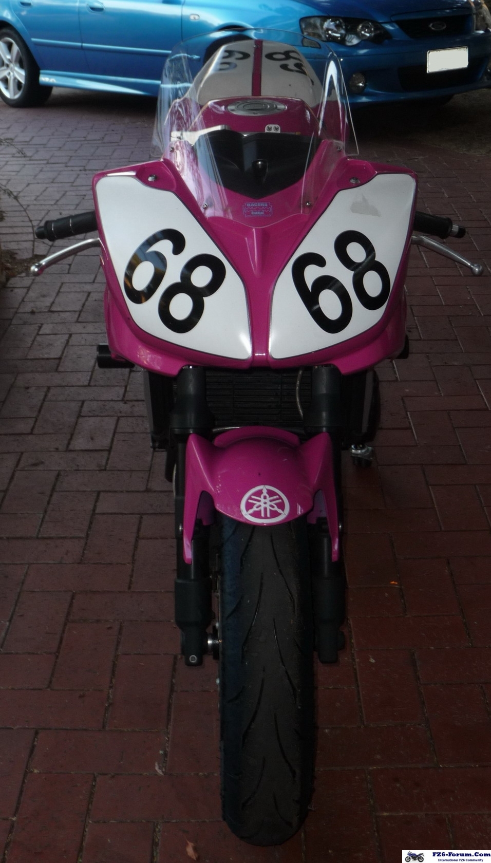 my fz6 cup race bike