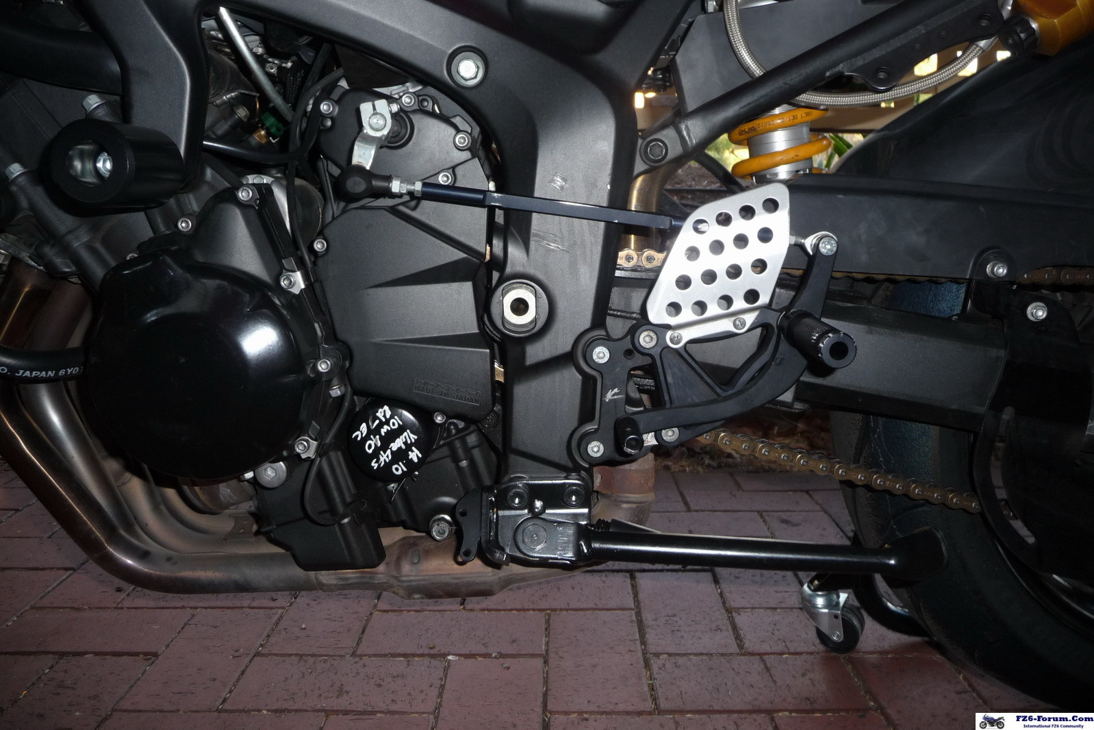 my fz6 cup race bike