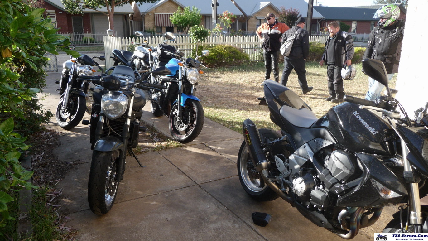 the_boys_and_the_bikes1