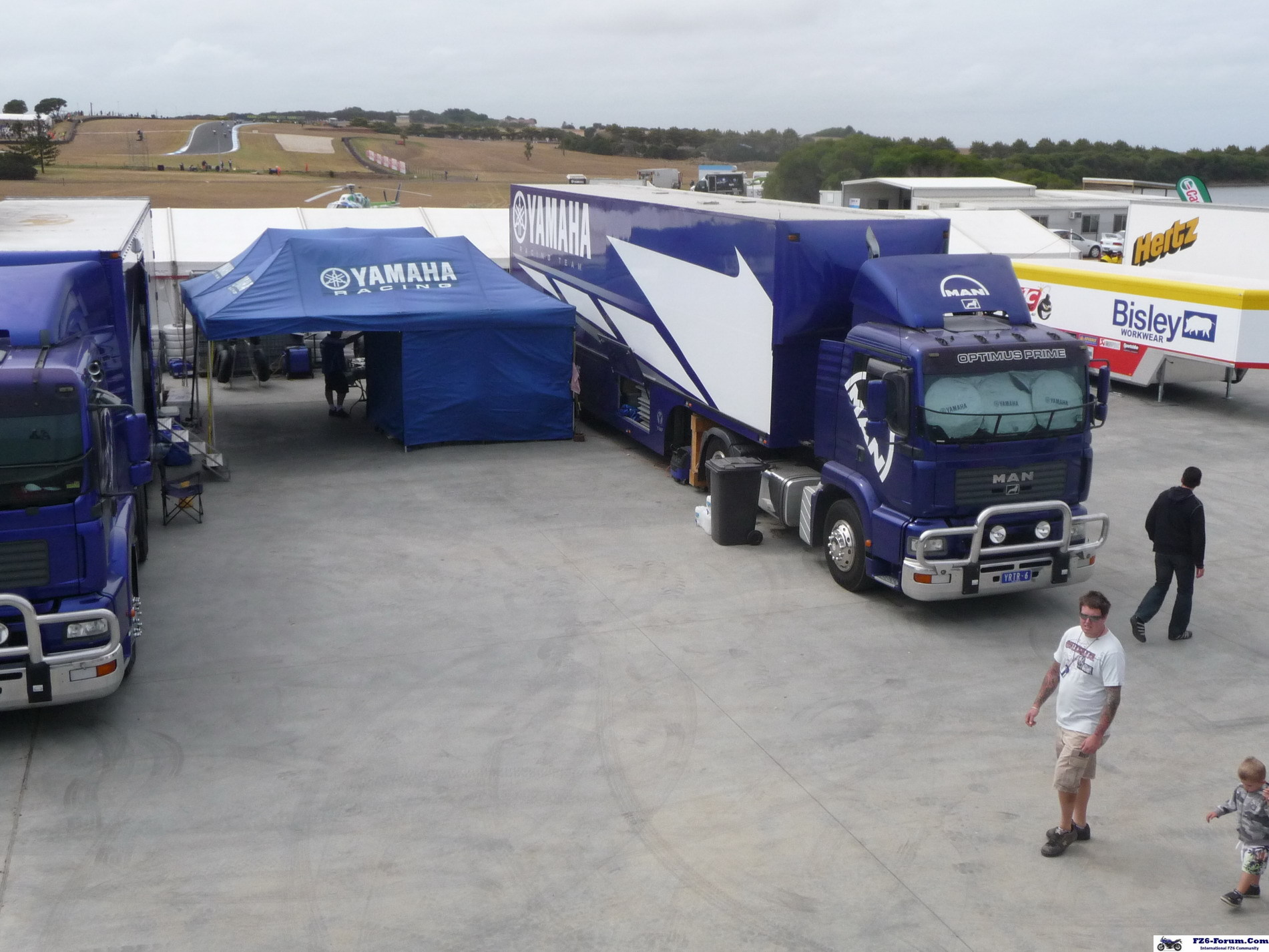 YRT Australia trucks.