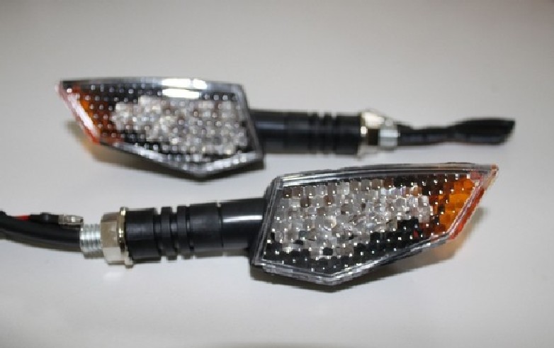 turn-signal-12-amber-leds-1-4w-2-95-inches-length-blk-visible-from-side2.jpg
