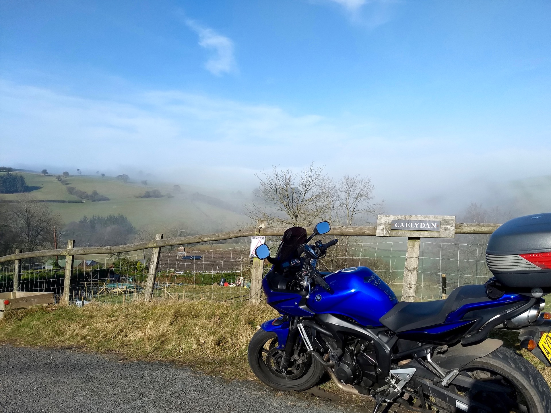 Welsh-hills-above-the-mist.jpg